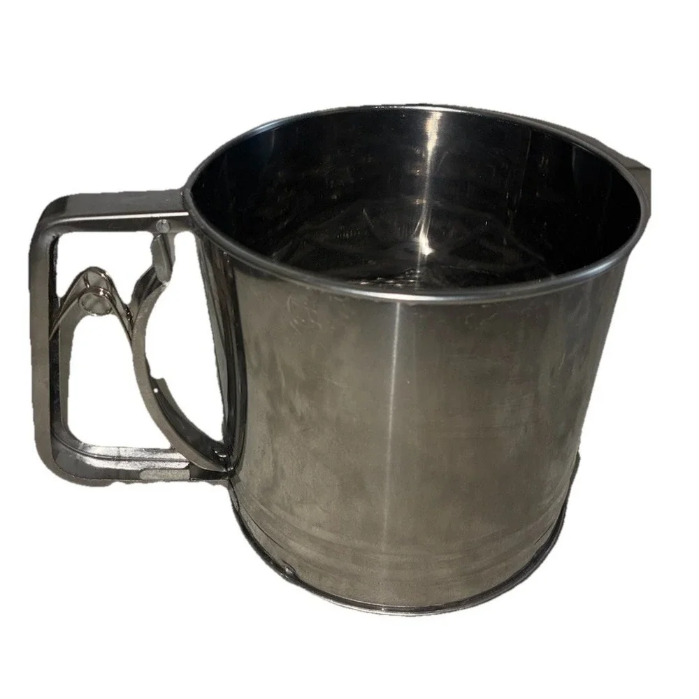 Flour Sifter Powder Sugar Shaker Hand Press Stainless Steel 5 cup